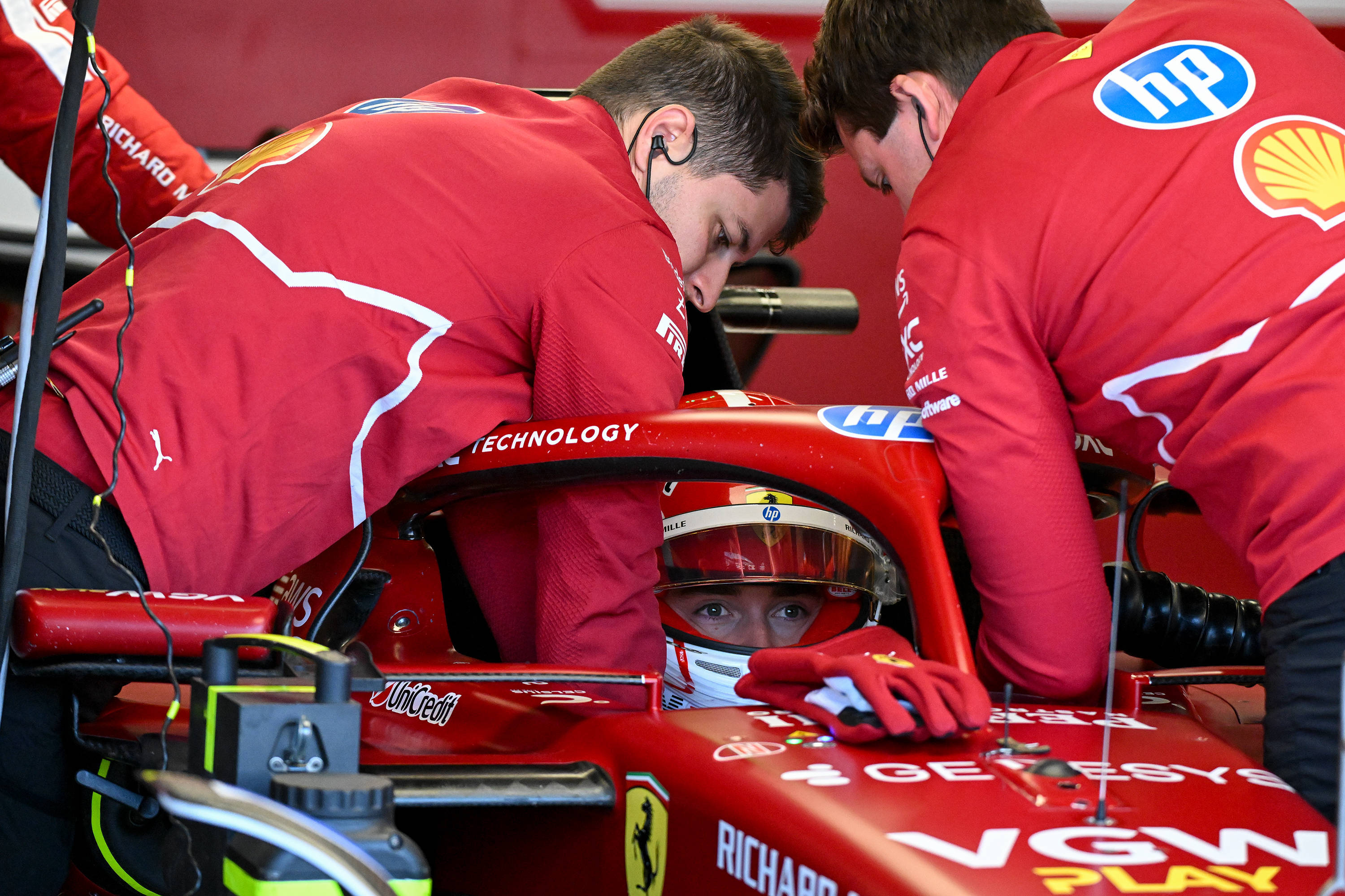 索伯车队轻取红牛二队，维斯塔潘扛起全队