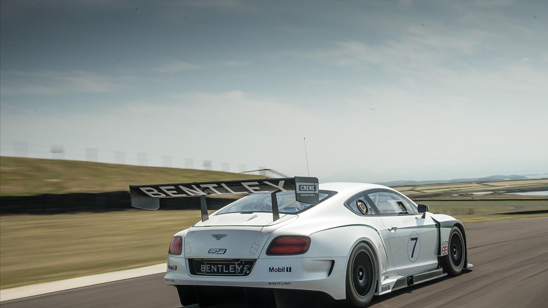 法国双星闪耀伊蒂哈德,西班牙大脑导演争冠转折